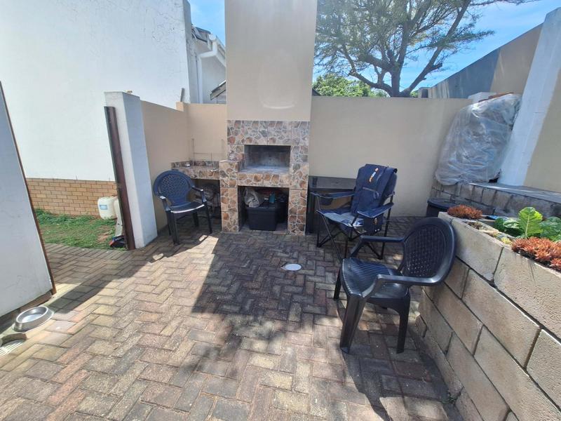 3 Bedroom Property for Sale in Fraaiuitsig Western Cape